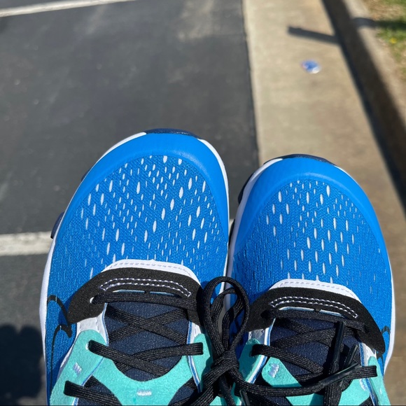 Nike Reacts - Picture 8 of 10